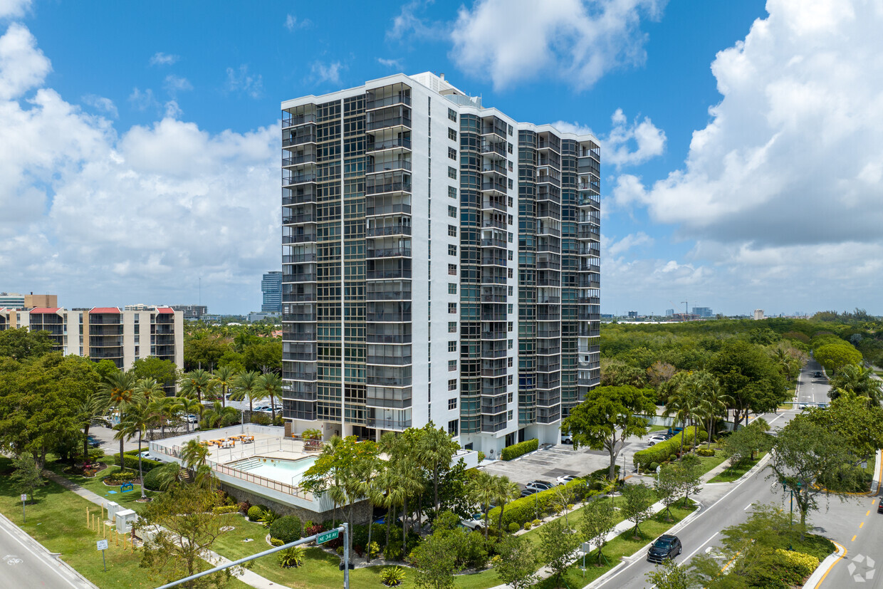 Primary Photo - Coronado Towers