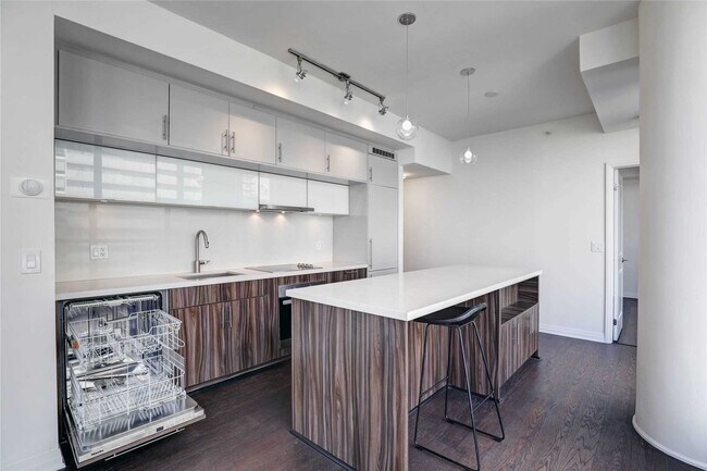 Photo du bâtiment - 8 Mercer St