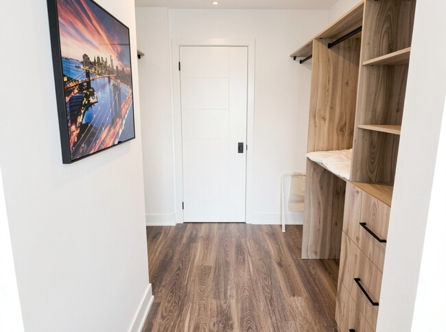 Photo du bâtiment - 30 Mutual St