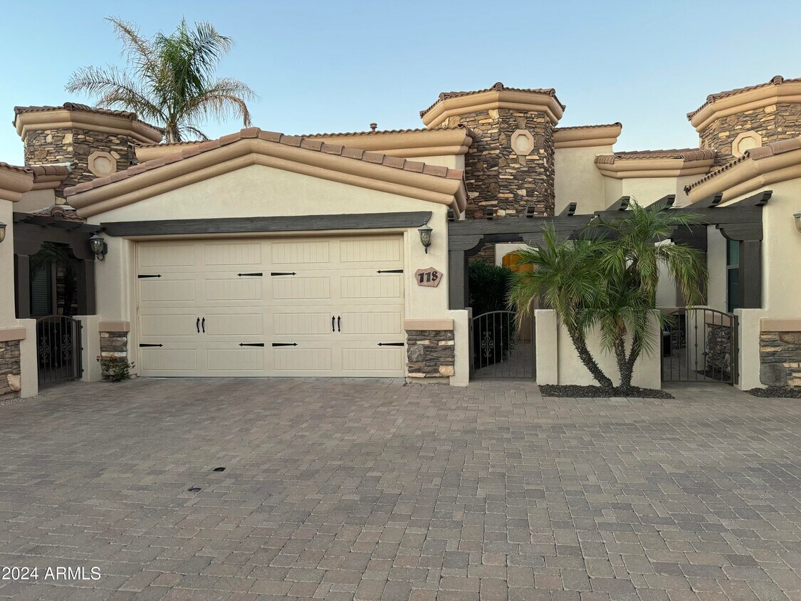 6202 E McKellips Rd, Mesa, AZ 85215 Townhome Rentals in Mesa AZ