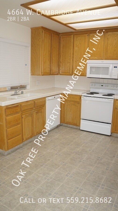Building Photo - 4664 W. Cambridge Avenue (Clinton & Blythe...