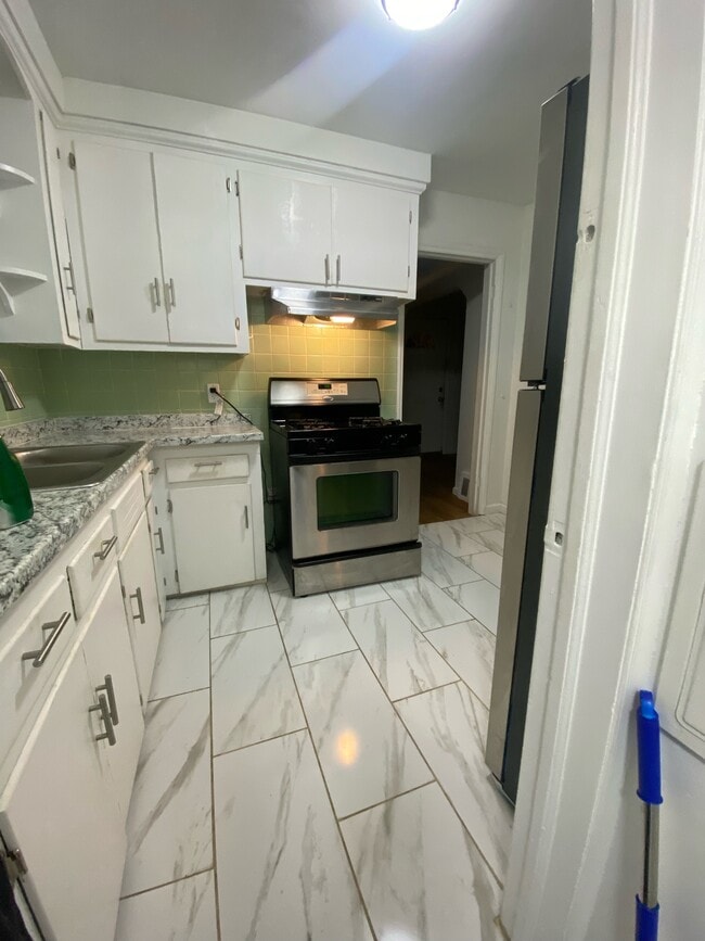 Foto del edificio - 11910 Gunston St