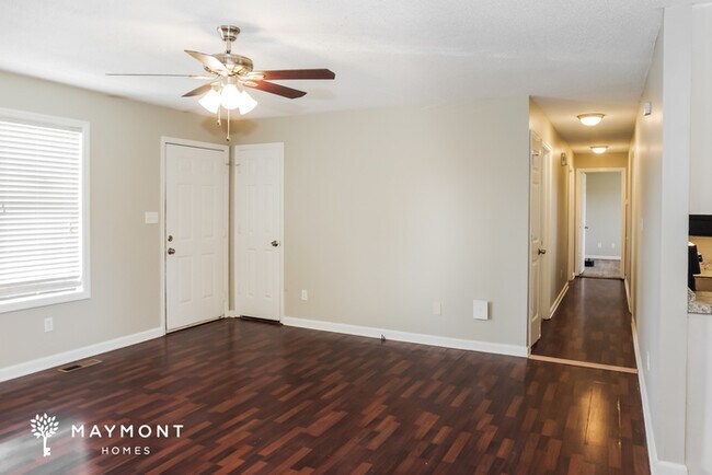 Foto del edificio - 29944 Little Creek Rd