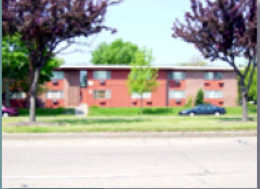 Primary Photo - 7123 N Teutonia Ave