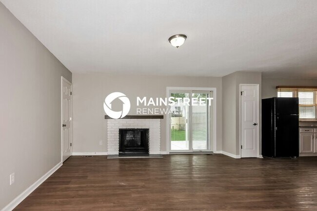 Foto del edificio - 3 Bedroom Pet-Friendly Home in ST PETERS, MO with Main Street Renewal