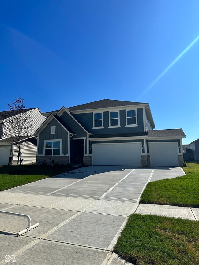 Building Photo - 8560 Tripp Rd