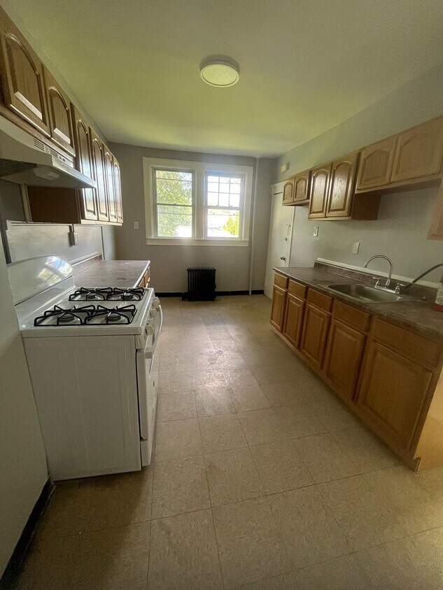 Primary Photo - 79 Harrison Ave