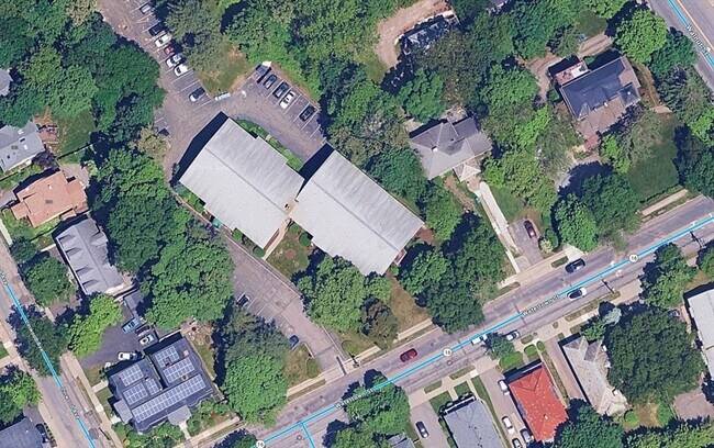 Foto del edificio - 621 Watertown St