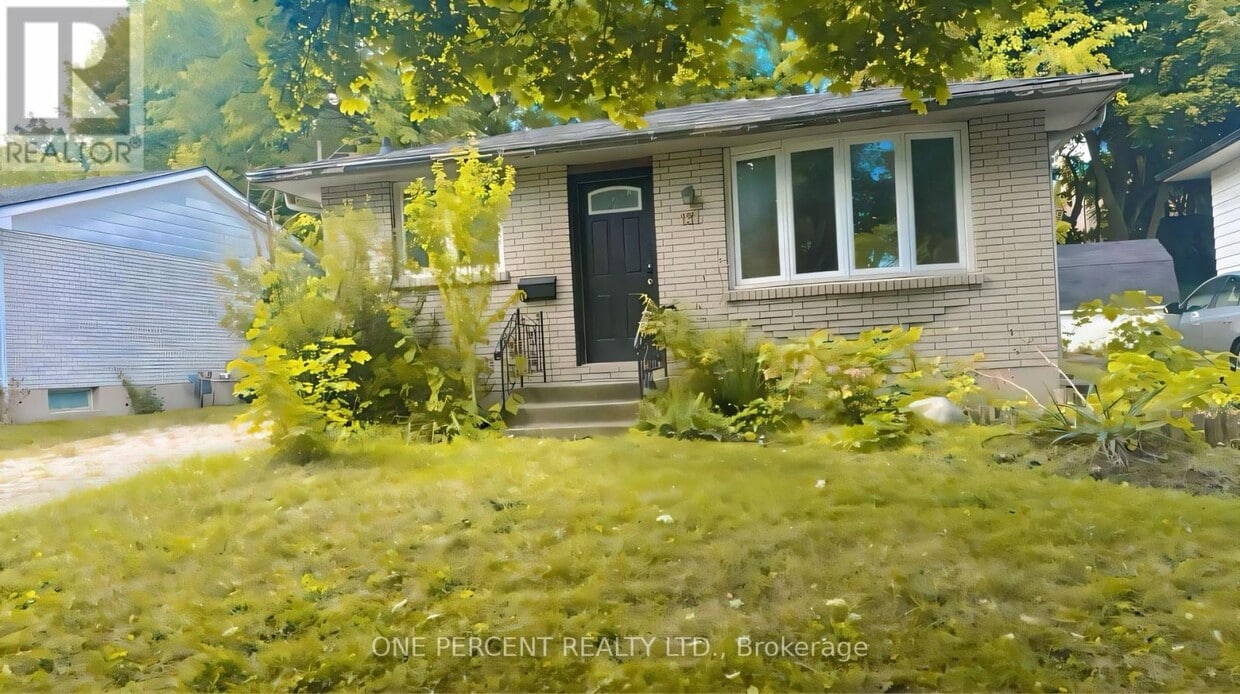 Primary Photo - 131 Paperbirch Crescent