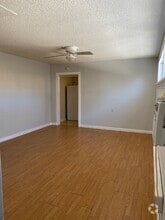 Building Photo - 919 S Bryan St