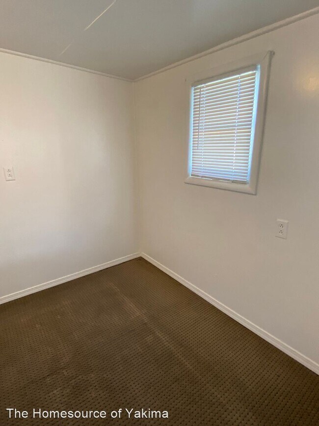 Building Photo - 3 br, 1 bath House - 1003 S 8th Street
