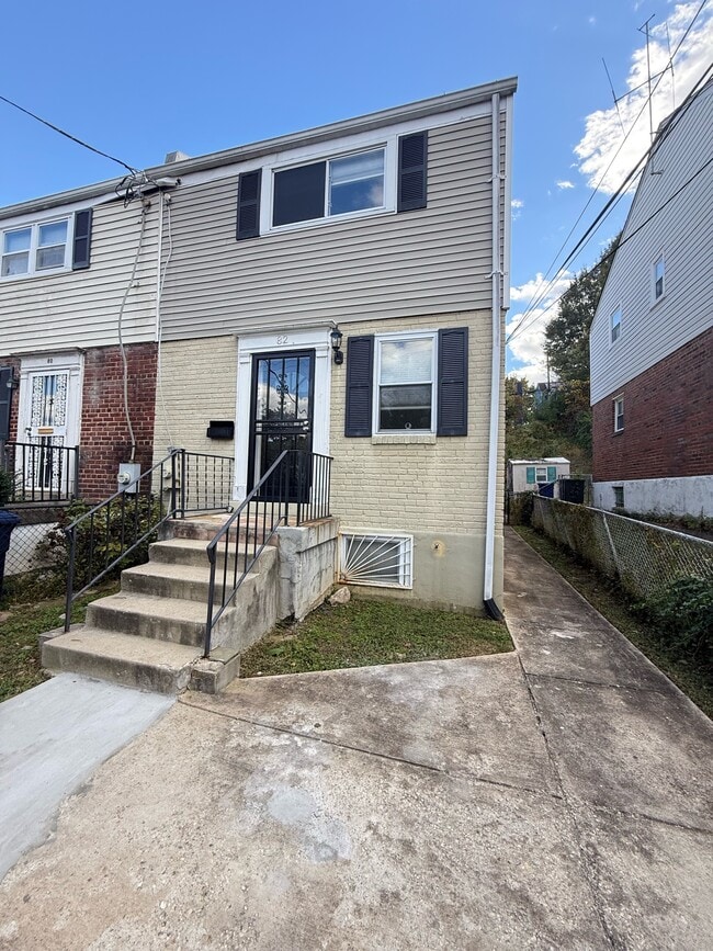 Photo - 82 Elmira St SE Townhome