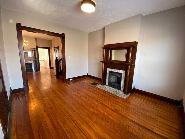 Foto del edificio - Price Ave 49-51 NCR