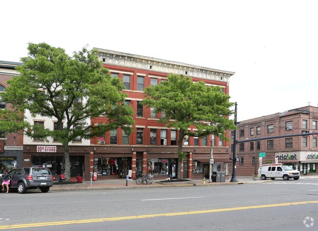 Foto del edificio - 460-470 Main St