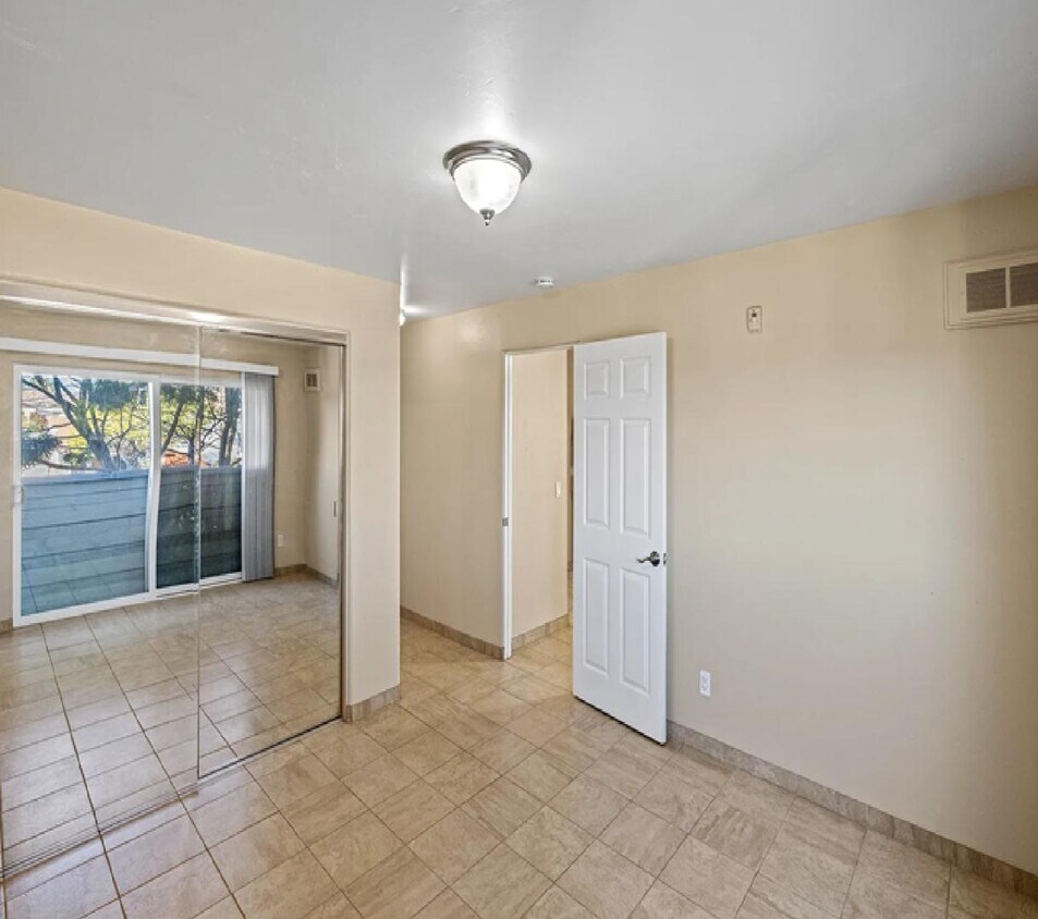 Foto principal - 414 Larkin St