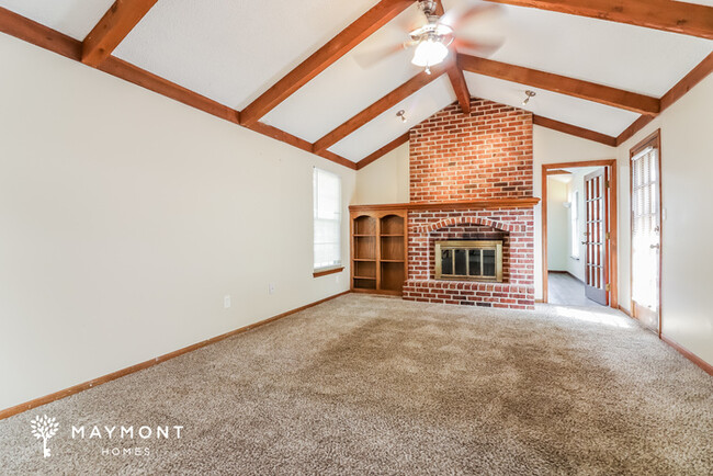 Building Photo - Elegant 3 Bedroom, 3 Bathroom in Independence