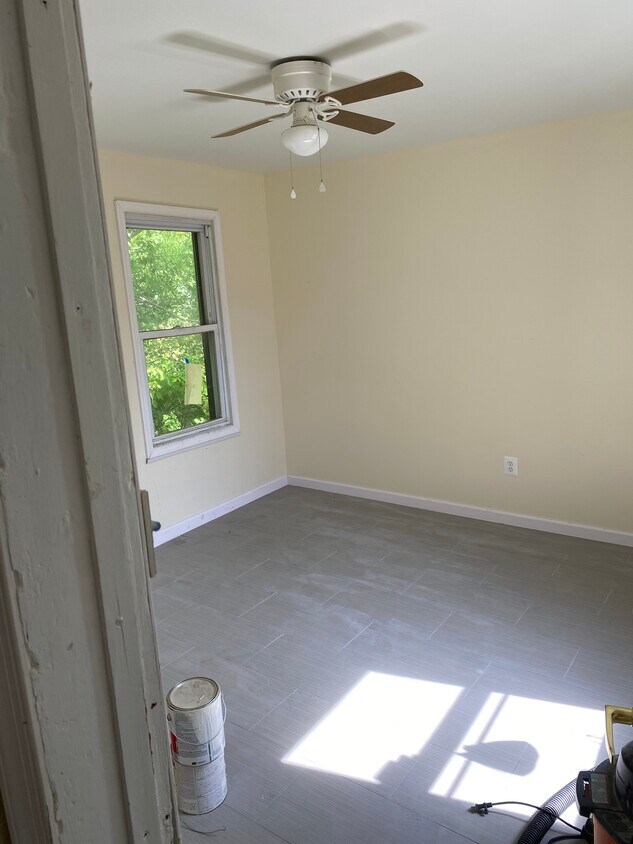 Foto principal - 208 W Adams Ave