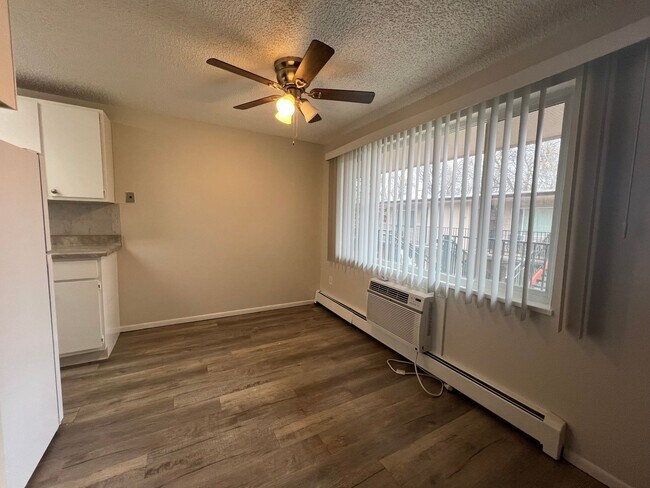 Foto del edificio - 10th Street Square Apartments