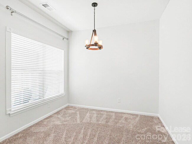 Foto del edificio - 12411 Stratfield Pl Cir