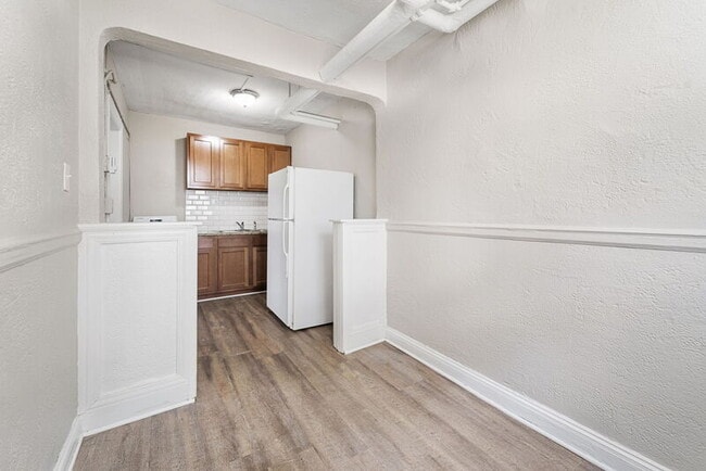 Building Photo - 7100 Freda St