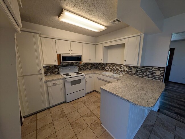 Foto del edificio - 1117 NW 6th Pl