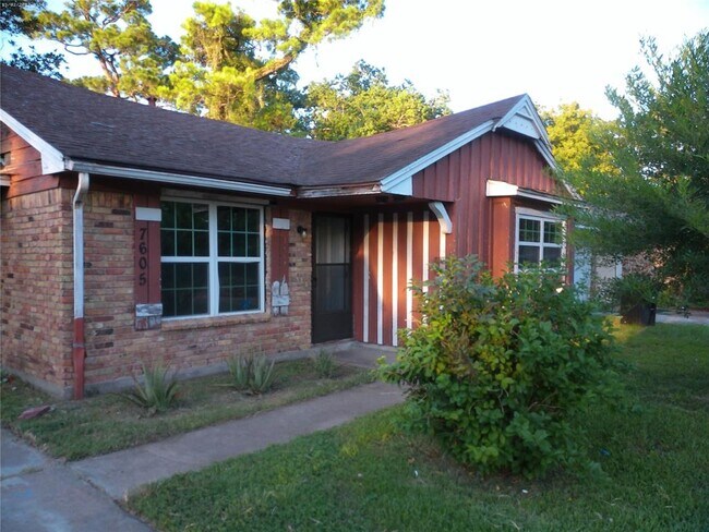 Building Photo - 7605 Boggess Rd