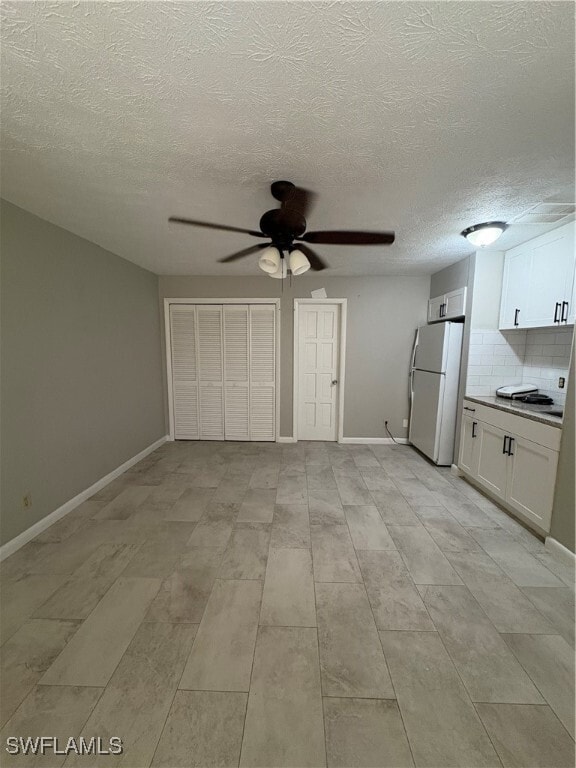 Building Photo - 5101 Manor Ct
