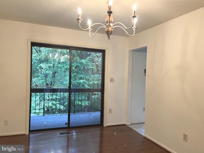Foto del edificio - 8729 Sheridan Farms Ct
