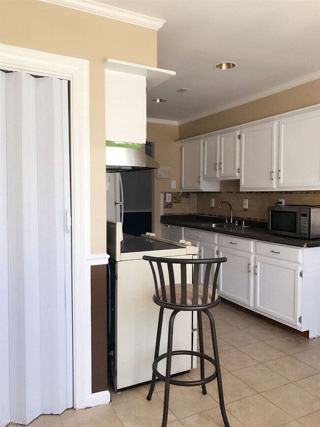 Foto del edificio - 20218 Halethorpe Ln