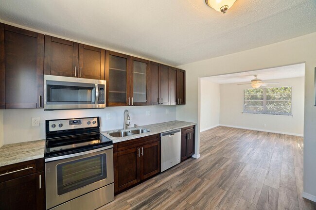 Building Photo - 216 Ocean Breeze