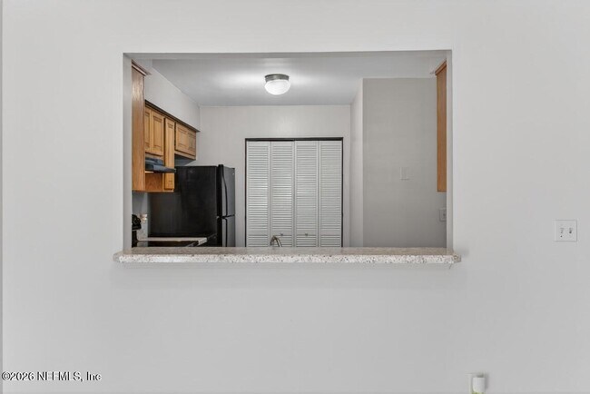 Foto del edificio - 4482 Melissa Ct W