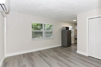 Building Photo - 605 N Federal Hwy