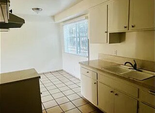 Foto del edificio - 8468 San Antonio Ave