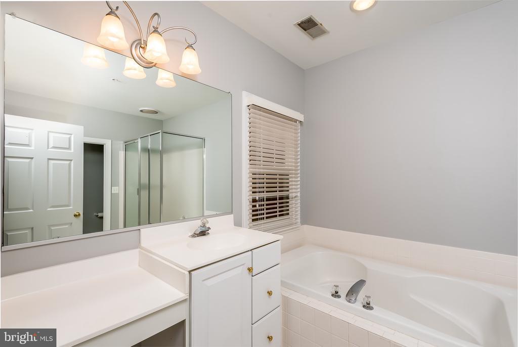 Foto principal - 4912 Waple Ln