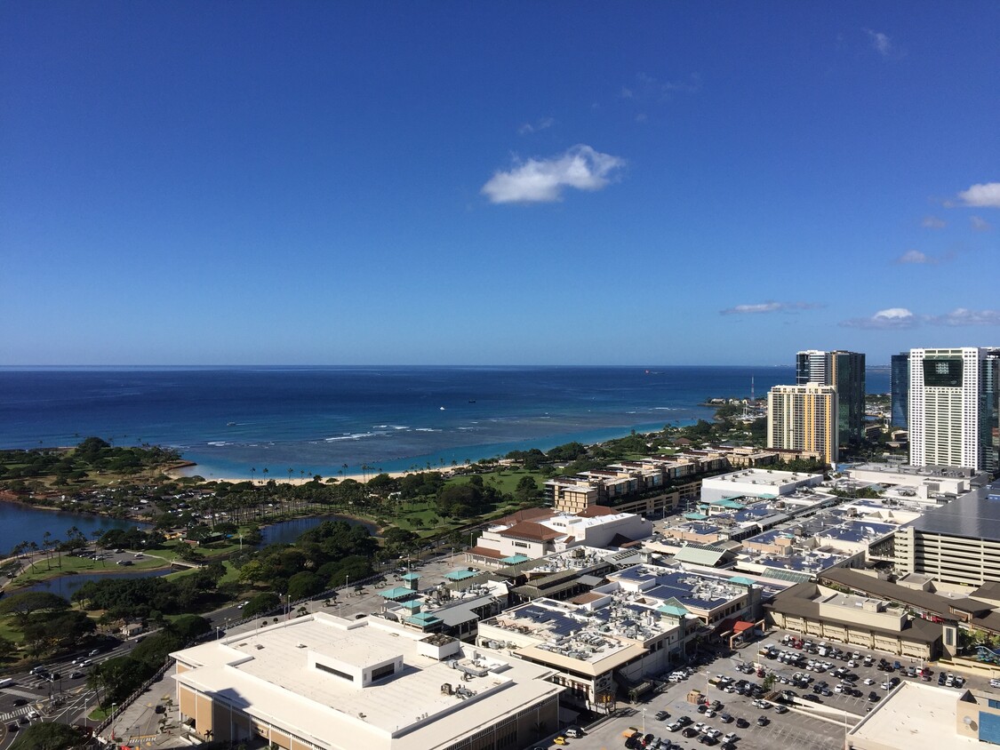 Ewa View - 1631 Kapiolani Blvd