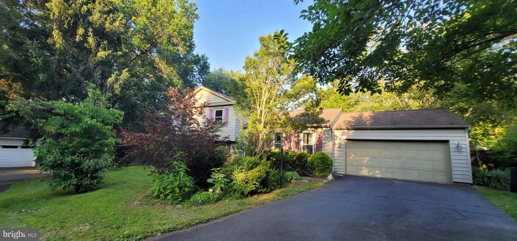 Primary Photo - 12720 Bradwell Rd