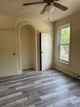 Building Photo - 1606 Perkiomen Ave