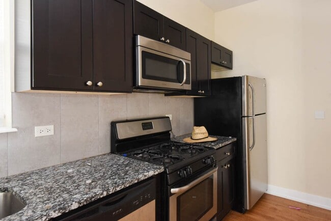 Building Photo - 4748 N Kenneth Ave