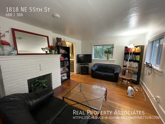 Foto del edificio - 1818 NE 55th St