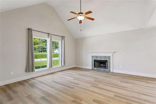 Foto del edificio - 506 Northshore Ln