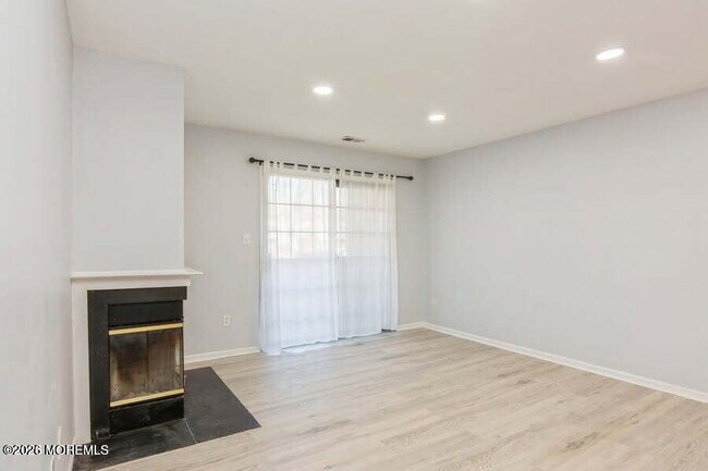 Foto del edificio - 1101 Stoneridge Cir