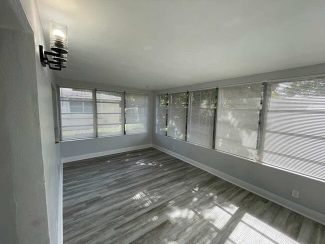 Foto del edificio - 3540 NW 34th Terrace