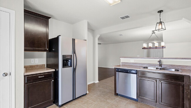 Building Photo - MOVE IN READY IN A COVETED SCHOOL DISTRICT!