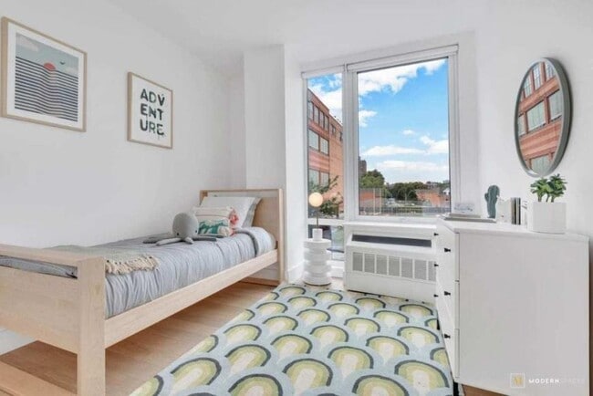 Building Photo - 1 bedroom in Long Island City NY 11106