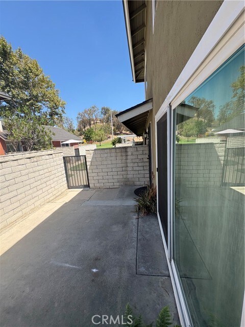 Foto del edificio - 2119 Eveningside Dr