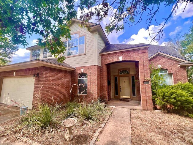 Building Photo - 9412 Lightwood Cove