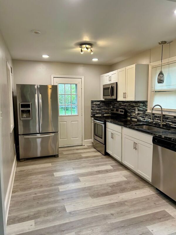 Foto del edificio - 3603 Reynolds Rd