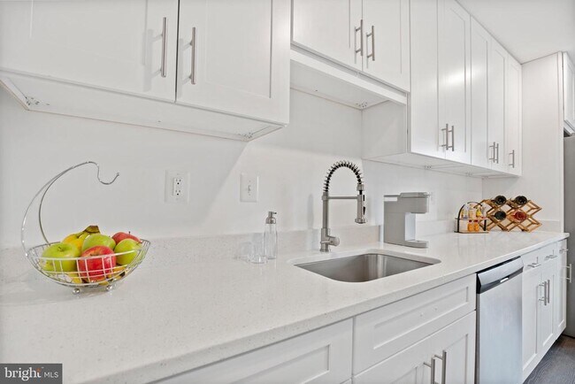 Foto del edificio - 15 Tall Oaks Ct