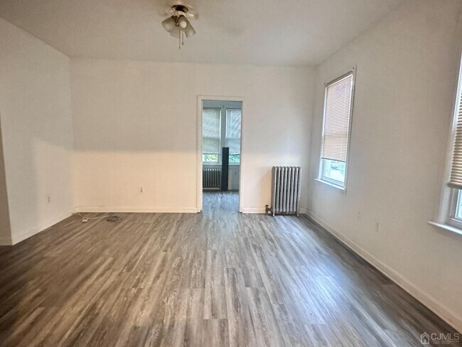 Foto del edificio - 424 Cedar Ave
