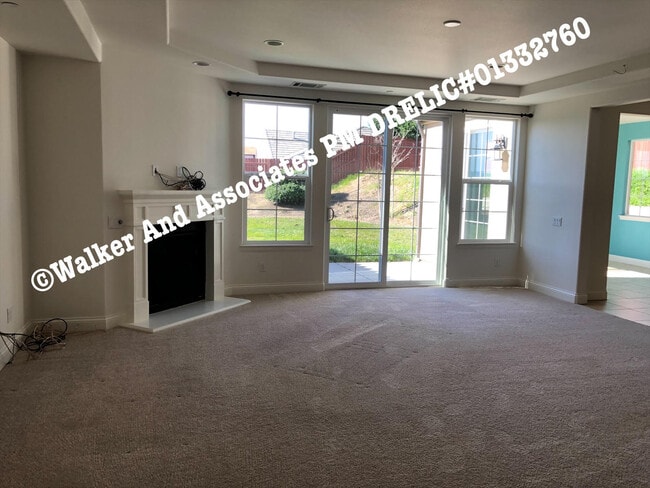 Building Photo - 4028 Stardust Rd